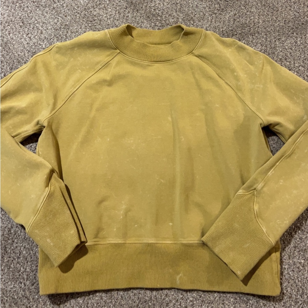 Lululemon crew neck